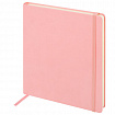 Скетчбук, слоновая кость 140 г/м2 200х200 мм, 80 л., КОЖЗАМ, резинка, BRAUBERG ART CLASSIC, пастель розовый, 116880