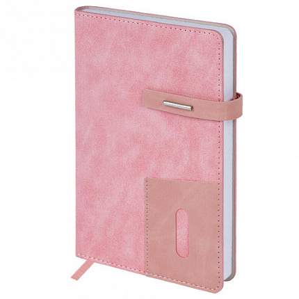 Ежедневник недатированный А5 138х213мм BRAUBERG "Cowboy", под кожу, застежка 160л, розовый, 116199