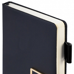 Ежедневник недатированный, А5, 143х210 мм, BRAUBERG "Dainty", под кожу, магнитная застежка, 160 л., черный, 117141