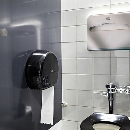 Диспенсер для покрытий на унитаз TORK (Система V1), покрытия 1/2 сложения, белый, 344080