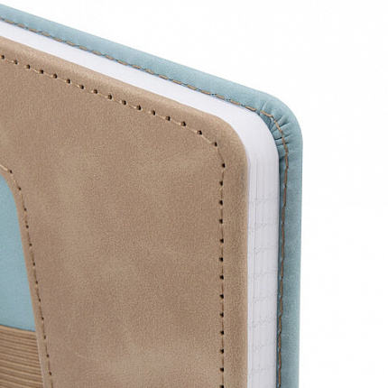 Блокнот А5 148x218 мм BRAUBERG "Assistant", под кожу, 80 листов, держатель, клетка, голубой, 118629