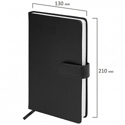 Скетчбук, белая бумага 140 г/м2 130х210 мм, 80 л., КОЖЗАМ, застежка, BRAUBERG ART CLASSIC, черный, 116461