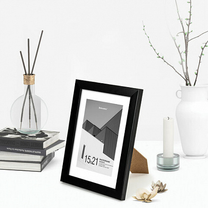 Рамка 15х21 см с паспарту 10х15 см небьющаяся, багет 20 мм, пластик, BRAUBERG "New Age", черная, 391273