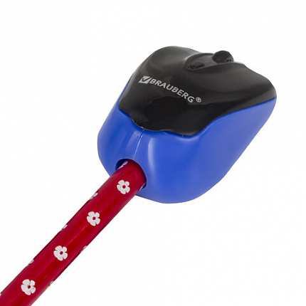 Точилка BRAUBERG "Click", с контейнером, пластиковая, корпус ассорти, 228445