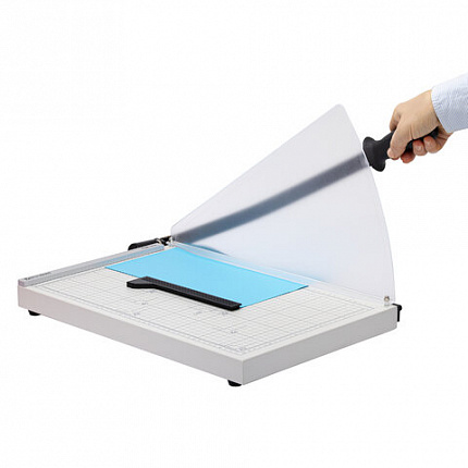 Резак сабельный BRAUBERG KATANA TSM-312, А3, на 12 л., длина реза 440 мм, металлическое основание, защитный экран, 532984