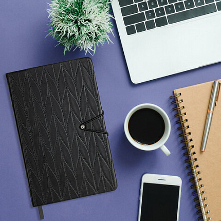 Ежедневник недатированный А5 138х213 мм, BRAUBERG "Braided", под кожу, гвоздик 160 л., черный, 116595