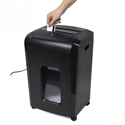 Уничтожитель (шредер) с автоподачей BRAUBERG AUTO 150M, 5 уровень секретности, 6 листов, корзина 25 литров, 532155