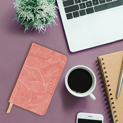 Еженедельник датированный 2026 МАЛЫЙ ФОРМАТ 95х155 мм, А6, BRAUBERG "Foliage", под кожу, розовый, 117199