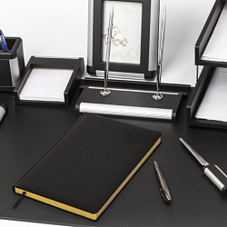 Ежедневник датированный 2026 БОЛЬШОЙ ФОРМАТ 210х297мм А4, BRAUBERG Comodo, под кожу, черный, 117242