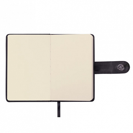 Скетчбук, слоновая кость 140 г/м2 90х140 мм, 80 л., КОЖЗАМ, застежка, BRAUBERG ART CLASSIC, черный,116458