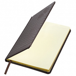 Еженедельник датированный 2026 А5 145х215 мм, BRAUBERG "Comodo", под кожу, темно-коричневый, 117166