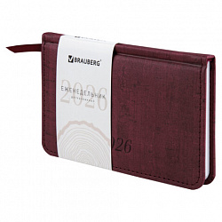 Еженедельник датированный 2026 МАЛЫЙ ФОРМАТ 95х155 мм, А6, BRAUBERG "Wood", под кожу, бордо, 117196