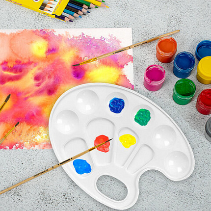 Палитра для рисования ПИФАГОР "ЭНИКИ-БЕНИКИ", белая, овальная, 10 ячеек (6 ячеек для красок и 4 для смешивания), 192352