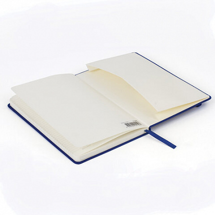 Блокнот А5 (148x218 мм), BRAUBERG "Metropolis Special", под кожу, 80 л., резинка, клетка, синий, 111574