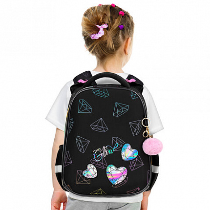 Ранец BRAUBERG LUMINOUS, 2 отделения, с брелком, "Diamonds", СВЕТЯЩИЙСЯ РИСУНОК, 38х29х16 см, 272070