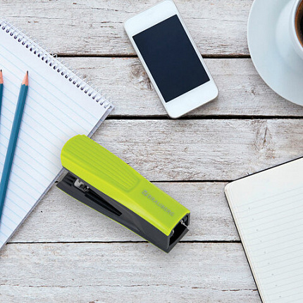 Степлер №24/6, 26/6 BRAUBERG "SUPER", до 30 листов, зелено-черный, 272741