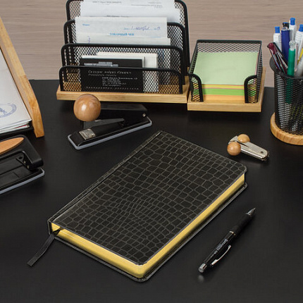 Ежедневник полудатированный А5 (138х213 мм) BRAUBERG "Alligator", под кожу, 192 л., черный, 124985