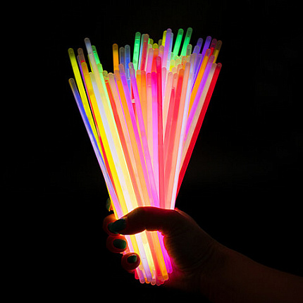 Светящиеся (неоновые) палочки 100 штук + 5 в ПОДАРОК! в тубе, ассорти, ЗОЛОТАЯ СКАЗКА, 662596