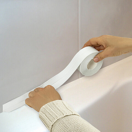 Клейкая лента бордюрная для ванны и кухни повышенной клейкости 38 мм х 3,35 м, бутил, DASWERK (ДАСВЕРК), 608774