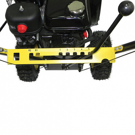 Снегоуборщик бензиновый Huter SGC 4800(B), 4,8 кВт, захват: ширина 56см/высота 52см, самоход, 70/7/2