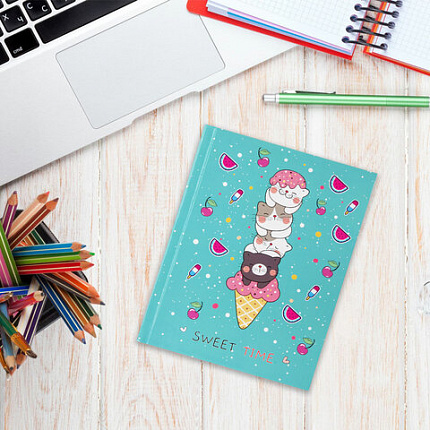 Блокнот МАЛЫЙ ФОРМАТ (110х147 мм), А6, 80 л., твёрдый, клетка, BRAUBERG KIDS, "Котики", 114443