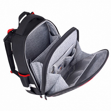 Ранец BRAUBERG LUMINOUS, 2 отделения, с брелком, "Danger", СВЕТЯЩИЙСЯ РИСУНОК, 38х29х16 см, 272069