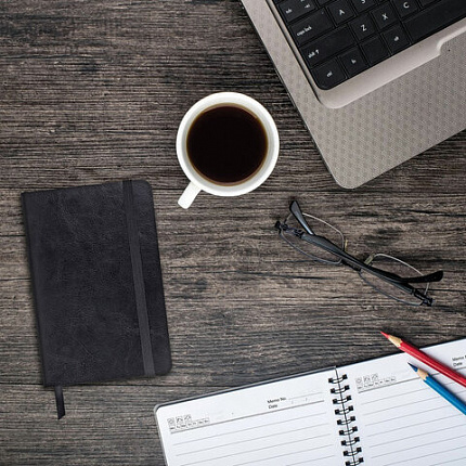 Блокнот МАЛЫЙ ФОРМАТ (100x150 мм) А6, BRAUBERG "Metropolis Ultra", под кожу, 80 л., клетка, черный, 113324