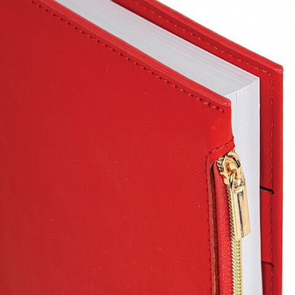 Ежедневник недатированный А5 145х220 мм, BRAUBERG "Zipline" под кожу, карман-молния, 160 л., красный, 116248