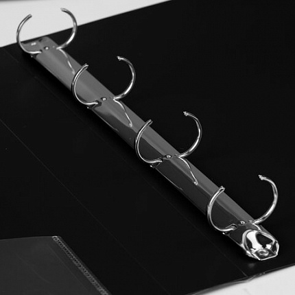 Папка на 4 кольцах, ширина 40 мм, BRAUBERG EXTRA, до 300 листов, ЧЕРНАЯ, 0,8 мм, 270547