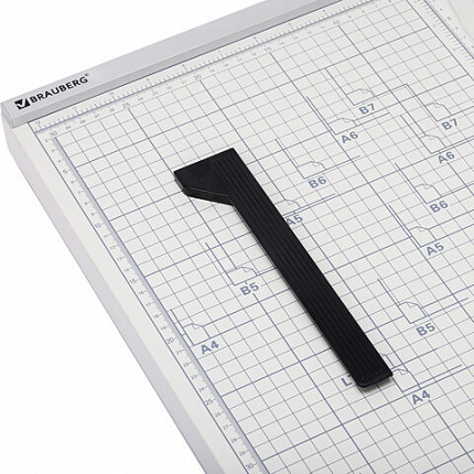 Резак сабельный BRAUBERG KATANA TSM-312, А3, на 12 л., длина реза 440 мм, металлическое основание, защитный экран, 532984