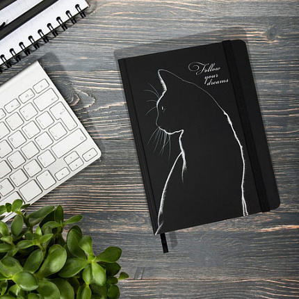 Ежедневник недатированный с резинкой А5 145х203 мм, BRAUBERG, твердый, 160 л., "Black cat", 116305