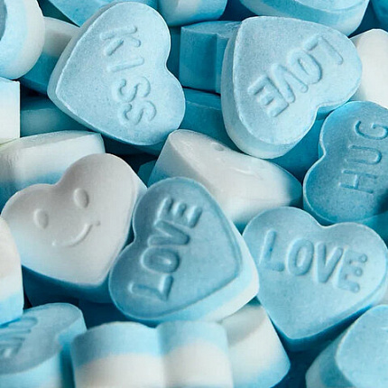 Драже освежающие в форме сердца LOVE IS, вкус мята, 20 г, 709242