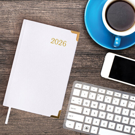 Ежедневник датированный 2026, А5, 138x213 мм, BRAUBERG "Senator", под кожу, белый, 117095