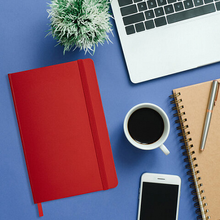 Блокнот А5 138x213 мм, BRAUBERG "Basic", под кожу, 80 л., клетка, красный, 116228