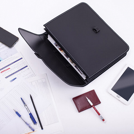 Папка-портфель пластиковая BRAUBERG "КОНСУЛ" А4 (370х280х120 мм), 2 отделения, фактура "бисер", черная, 223079