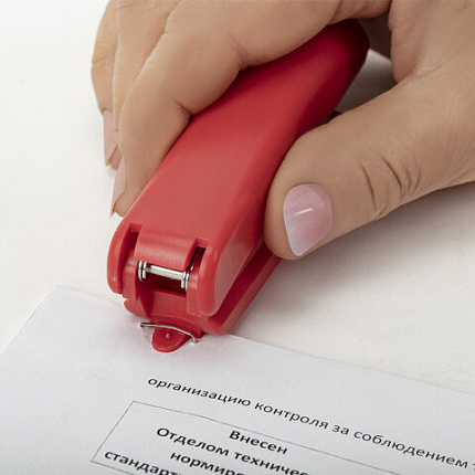 Степлер №10 BRAUBERG "SX-19", до 12 листов, с антистеплером, красный, 228589
