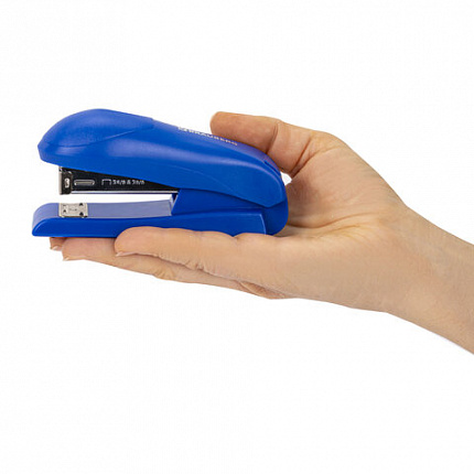 Степлер №24/6, №26/6 BRAUBERG "UNIVERSAL", до 30 листов, на 100 скоб, синий, 272718