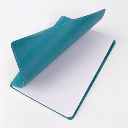 Тетрадь А5 (148x218 мм), BRAUBERG "Office PRO", гибкая, под кожу, гребень, 80 л., бирюзовая, 111043