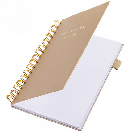 Бизнес-тетрадь на гребне А5 148х216 мм, BRAUBERG "Calipso" под кожу, резинка, клетка, 80 л., бежевый, 116254