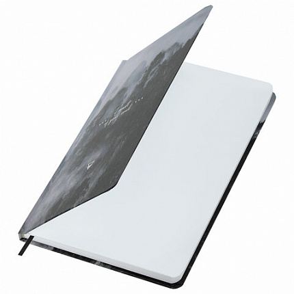 Ежедневник недатированный с резинкой А5 145х203 мм, BRAUBERG, твердый, 128 л., "Forest", 116287