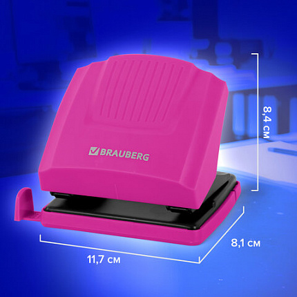 Дырокол BRAUBERG "SUPER", до 30 листов, цвет маджента и черный, 272745