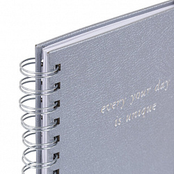 Бизнес-тетрадь на гребне А5 148х216 мм, BRAUBERG "Calipso" под кожу, резинка, клетка, 80 л., серая, 116253