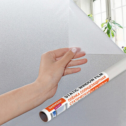 Пленка на окно самоклеящаяся статическая БЕЗ КЛЕЯ, солнцезащитная, 67,5х150 см, матовая, DASWERK (ДАСВЕРК), 607971