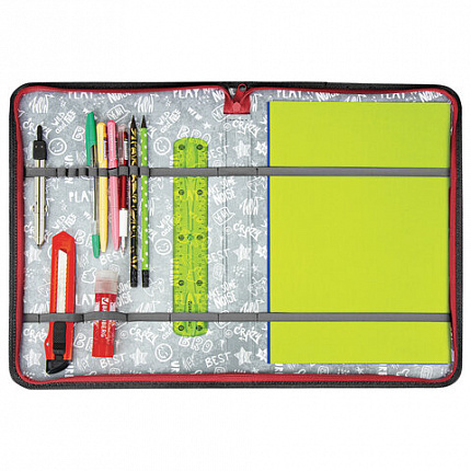 Папка для труда на молнии BRAUBERG А4 с ручкой, 1 отделение, органайзер, "Black football", 270992