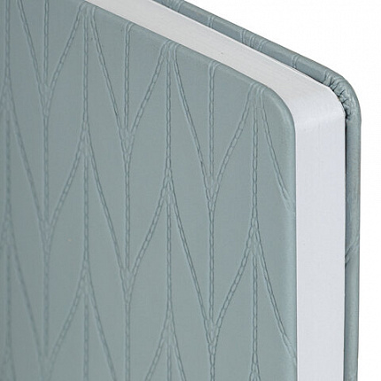 Ежедневник недатированный А5 138х213 мм, BRAUBERG "Braided", под кожу, гвоздик 160 л., серо-голубой, 116599