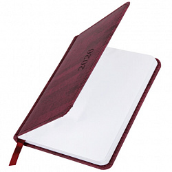 Еженедельник датированный 2026 МАЛЫЙ ФОРМАТ 95х155 мм, А6, BRAUBERG "Wood", под кожу, бордо, 117196