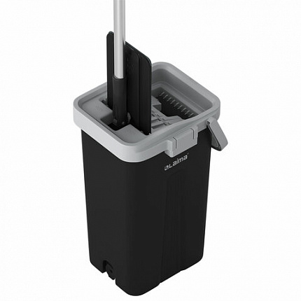 Швабра с отжимом и ведром 10л/7л двухкамерное, 2 насадки микрофибра, карманы с 2-х сторон, рукоятка 134-154см черный AltaMop L, LAIMA,609151