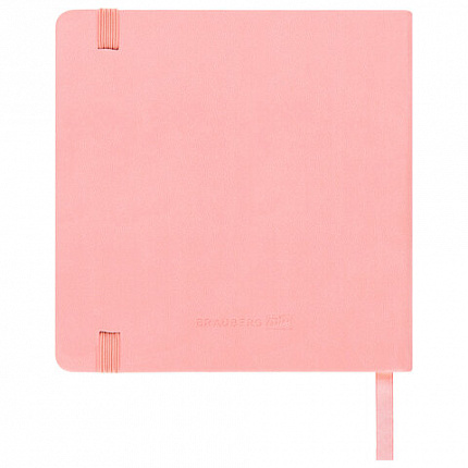 Скетчбук, слоновая кость 140 г/м2 120х120 мм, 80 л., КОЖЗАМ, резинка, BRAUBERG ART CLASSIC, пастель розовый, 116876