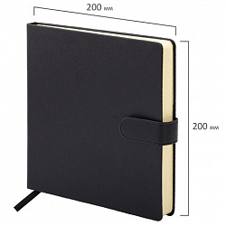 Скетчбук, слоновая кость 140 г/м2, 200х200 мм, 80 л., КОЖЗАМ, застежка, BRAUBERG ART CLASSIC, черный, 116462