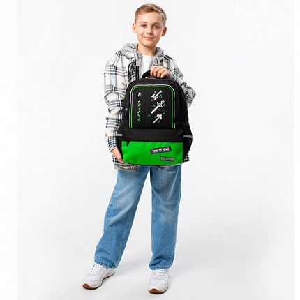 Рюкзак BRAUBERG STAR, 1 отделение, 5 карманов, "Digital tools", черный, 40x29x13 см, 273133